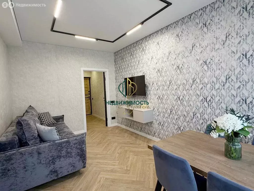 2-комнатная квартира: Севастополь, улица Адмирала Фадеева, 46Б (52 м) - Фото 0