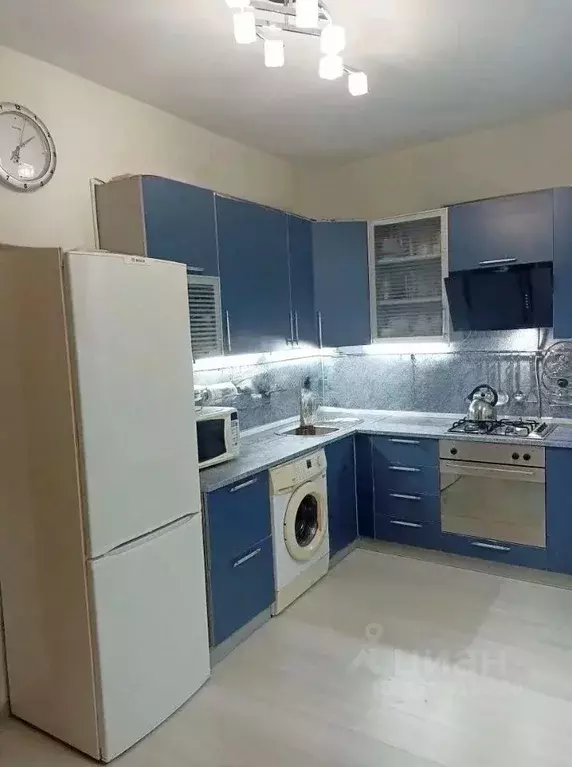 2-к кв. Краснодарский край, Ейск Красная ул., 57А (83.0 м) - Фото 2