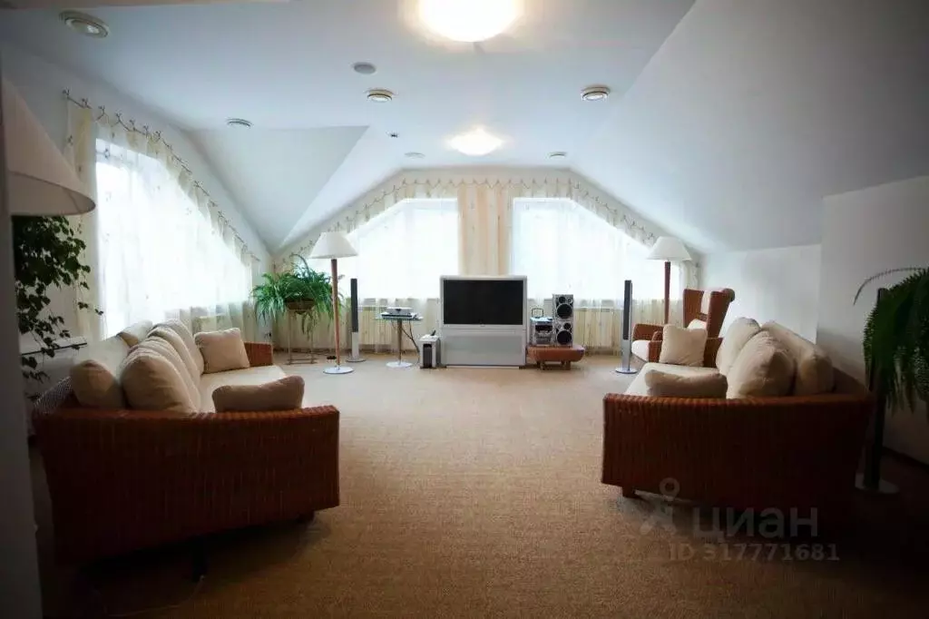 Комната Красноярский край, Красноярск Базайская ул., 341Г (10.0 м) - Фото 0