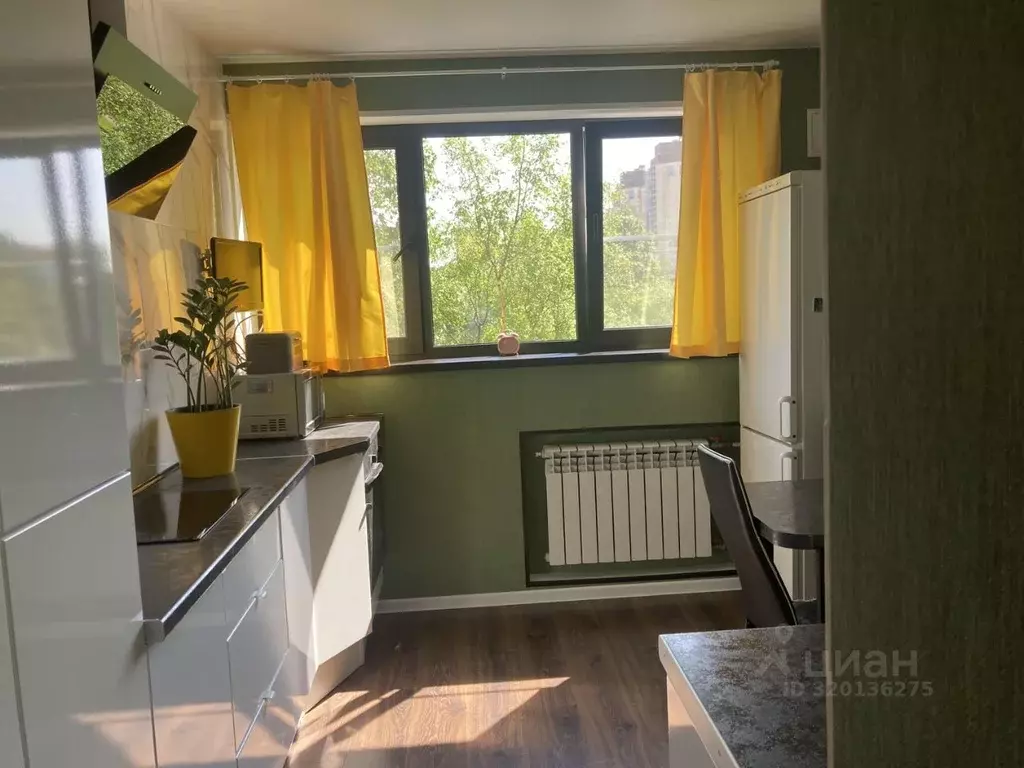 3-к кв. Санкт-Петербург Петергофское ш., 21К3 (65.0 м) - Фото 0