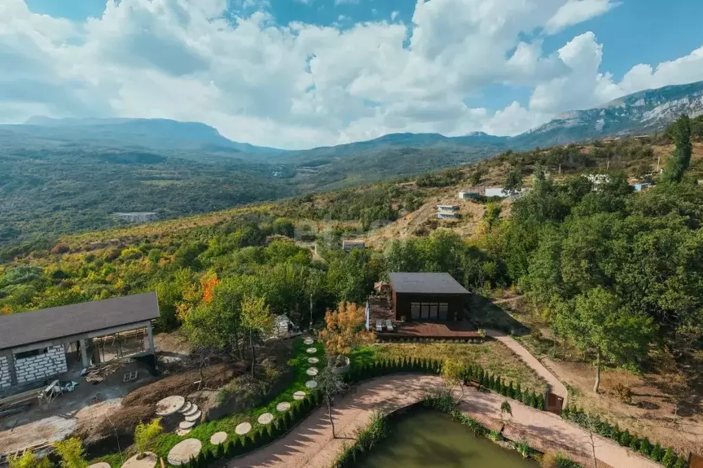 Участок в Крым, Алушта городской округ, с. Лучистое ул. Ай-Костанди ... - Фото 0