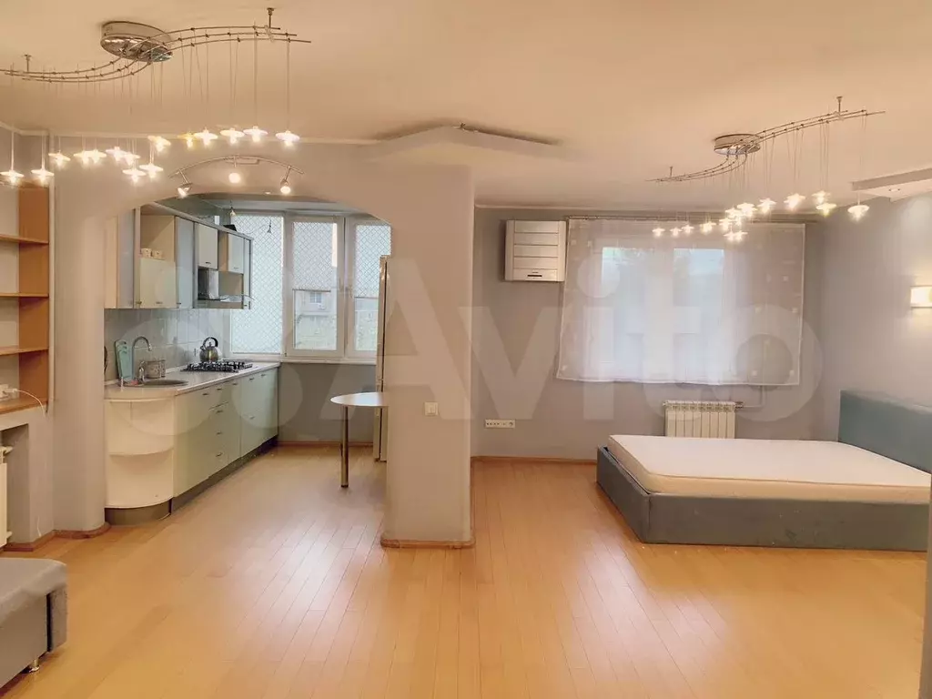 1-к. квартира, 50 м, 4/9 эт. - Фото 0