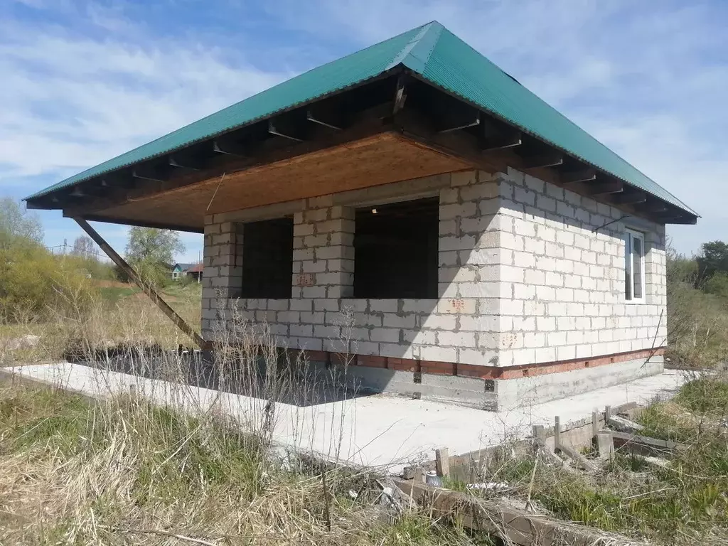 Дом в Пермский край, Счастливая Поляна ТСН ул. Удачная, 4 (100 м) - Фото 0