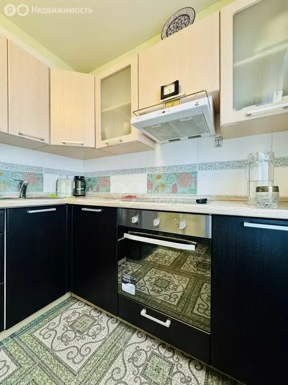 2-комнатная квартира: Волгоград, район Семь Ветров, улица 8-й ... - Фото 1