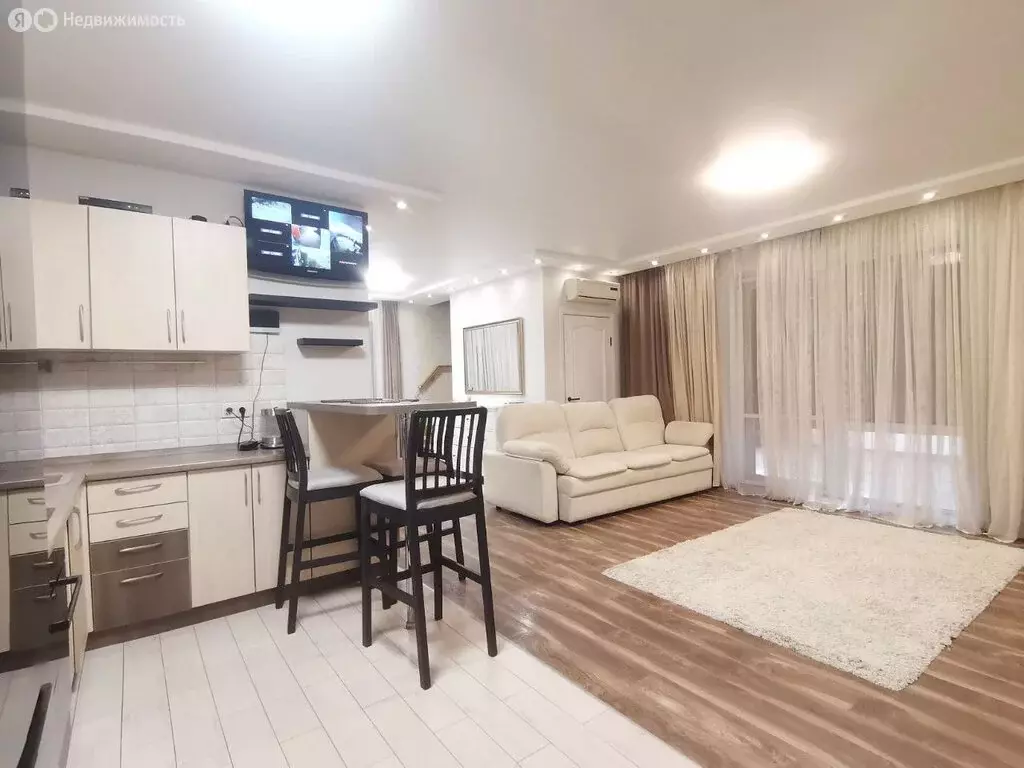 Дом в хутор Красный Крым, улица Братьев Баян, 2Г (100 м) - Фото 1