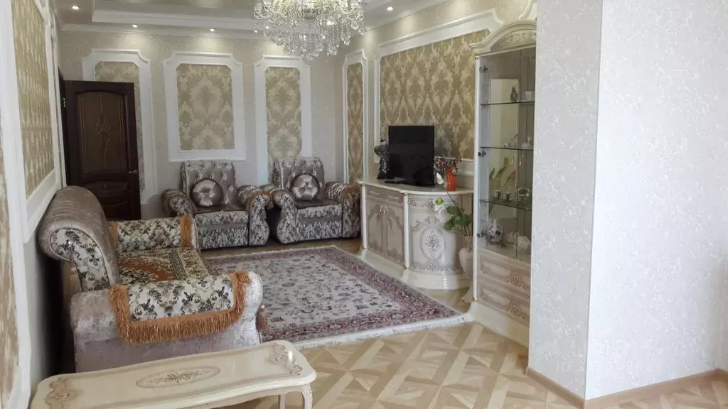 2-к кв. Краснодарский край, Анапа Терская ул., 79 (88.0 м) - Фото 0