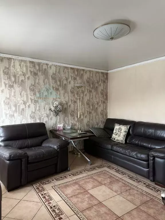 2-к кв. Хакасия, Абакан ул. Щетинкина, 29 (60.5 м) - Фото 1