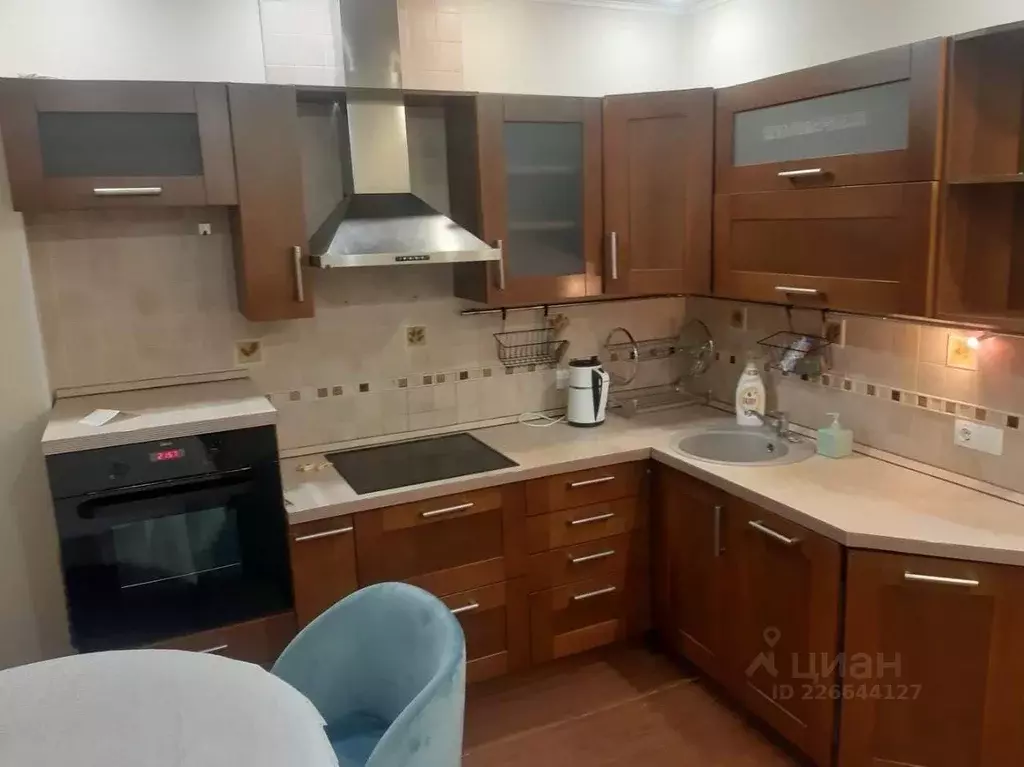 2-к кв. Московская область, Балашиха 1 Мая мкр, 34 (60.0 м) - Фото 0