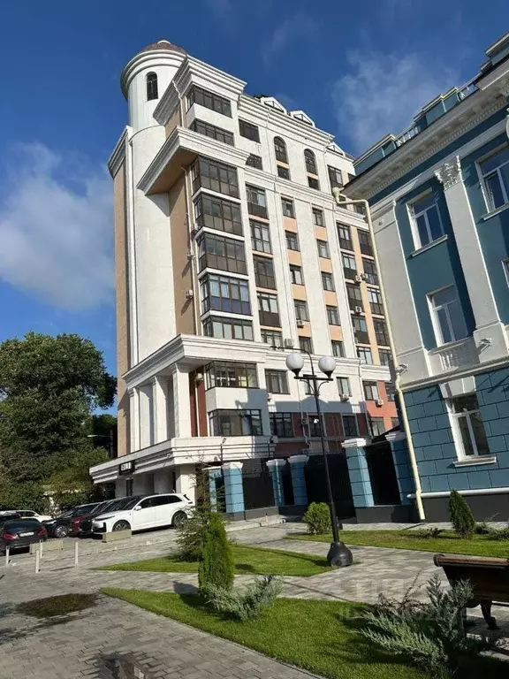 2-к кв. Крым, Симферополь просп. Кирова, 45 (70.0 м) - Фото 1