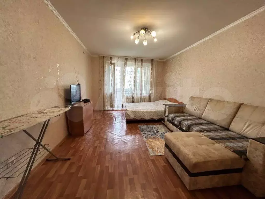1-к. квартира, 46 м, 2/10 эт. - Фото 0