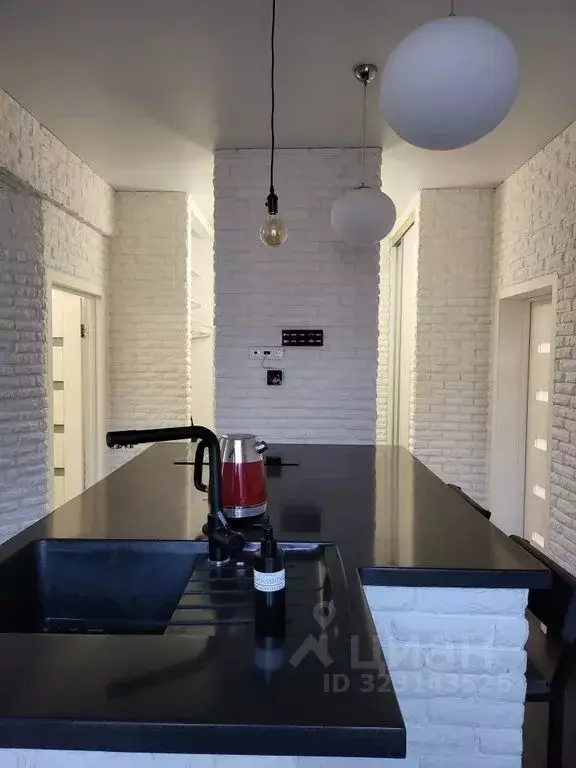 2-к кв. Удмуртия, Ижевск ул. Максима Горького, 40 (53.0 м) - Фото 1