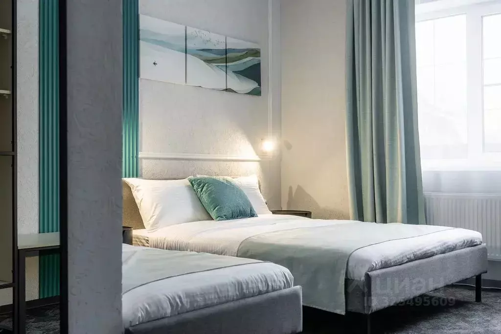 Комната Нижегородская область, Нижний Новгород ул. Спартака, 19 - Фото 1