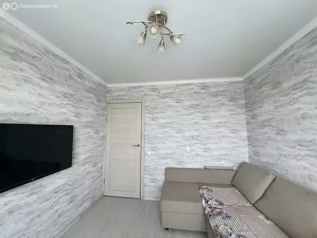 2-комнатная квартира: Уфа, улица Мусы Джалиля, 64 (34 м) - Фото 1