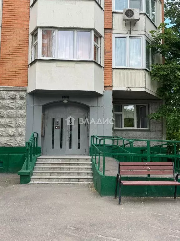 Продается 1-комнатная квартира - Фото 1