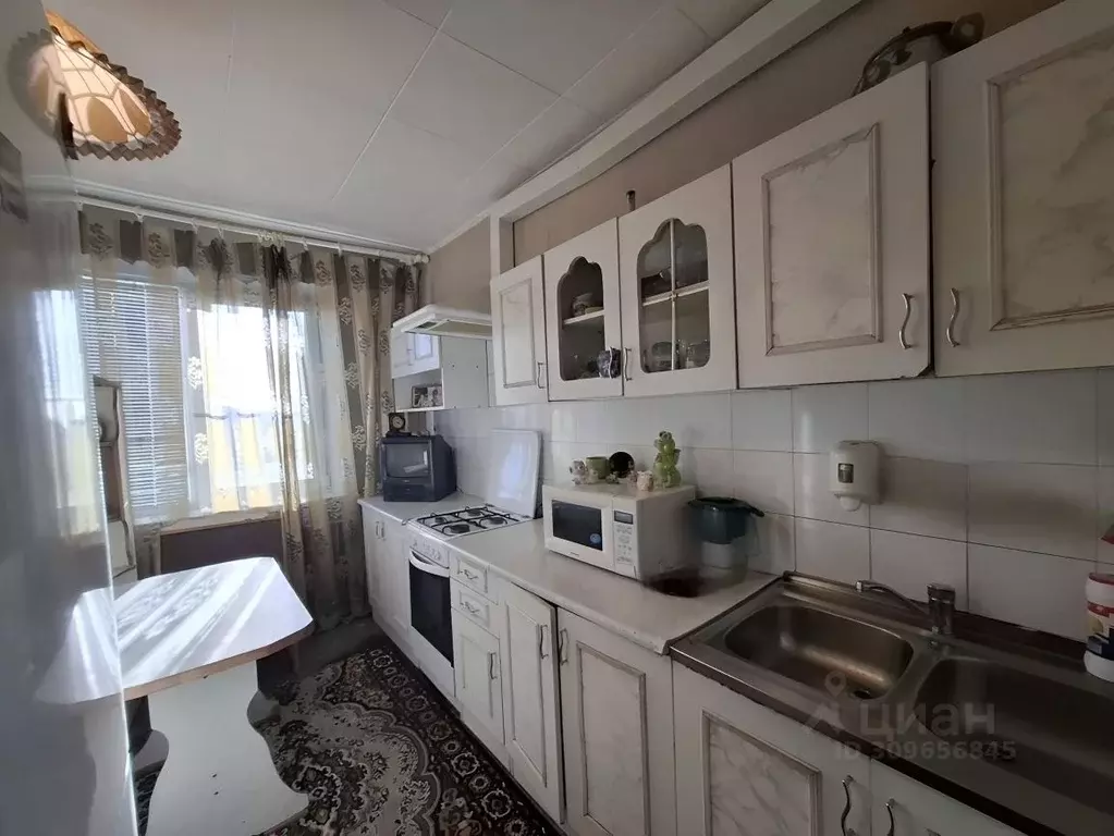 3-к кв. Волгоградская область, Волжский ул. Мира, 102 (64.0 м) - Фото 1