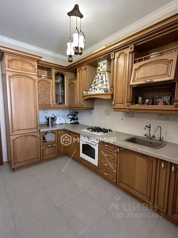 3-к кв. Орловская область, Орел наб. Дубровинского, 74 (105.4 м) - Фото 0