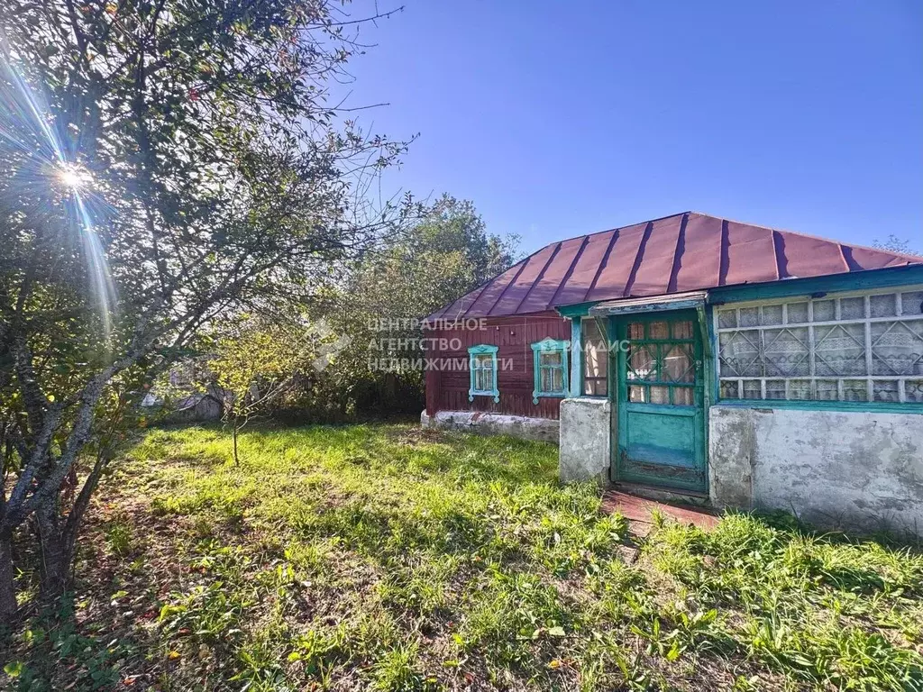 Дом в Рязанская область, Спасский район, Кирицкое с/пос, с. Засечье  ... - Фото 1