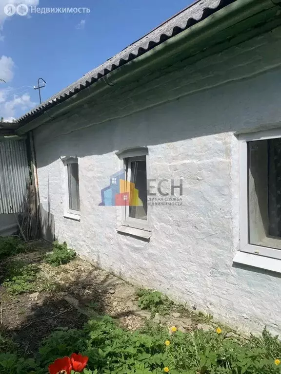Дом в сельское поселение Воскресенское, деревня Гурьевка, 11 (51.8 м) - Фото 1