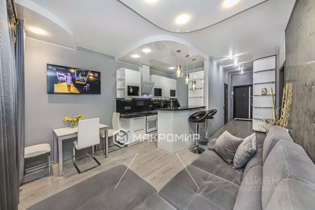 2-к кв. Челябинская область, Челябинск ул. Чичерина, 38В (53.7 м) - Фото 2