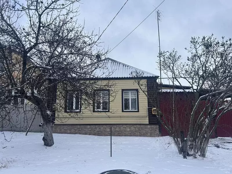 Дом в Воронежская область, Россошанский район, с. Архиповка ... - Фото 1