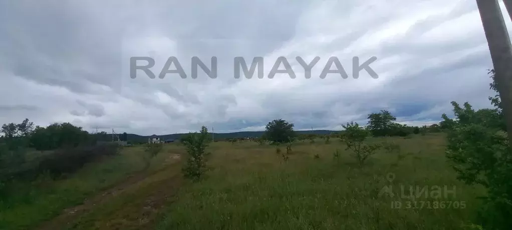 Участок в Адыгея, Майкоп городской округ, Гавердовский хут. пер. ... - Фото 1