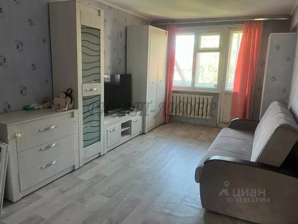 2-к кв. Алтай, Горно-Алтайск ул. Григория Чорос-Гуркина, 70 (46.0 м) - Фото 0