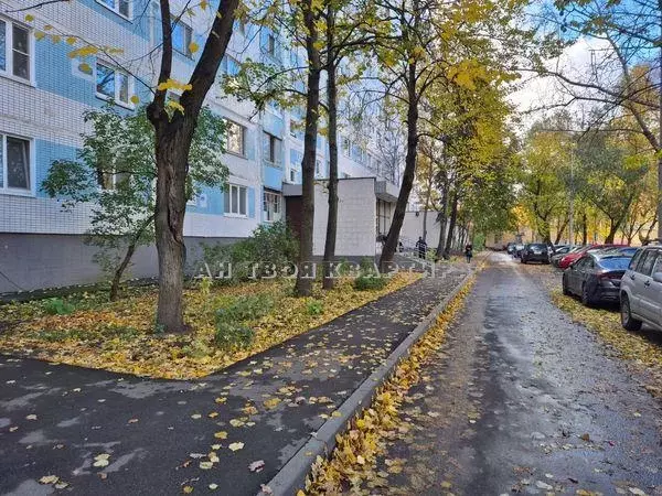 Продается 3-комнатная квартира - Фото 1