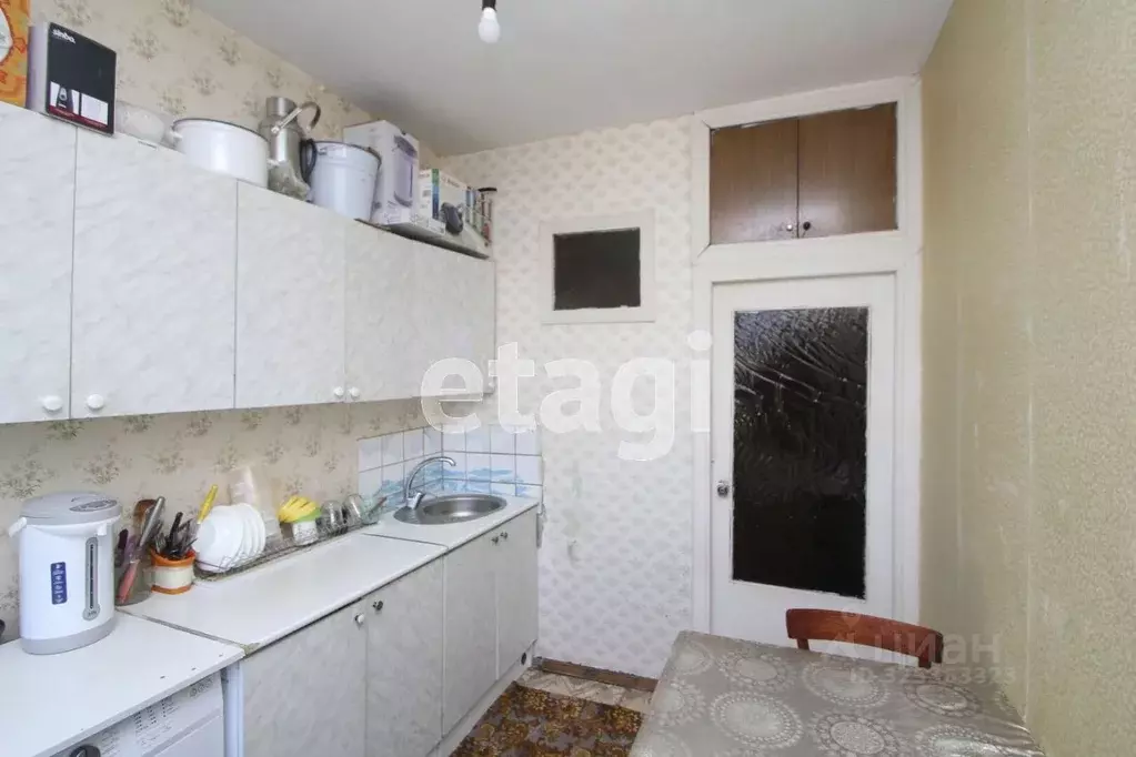 3-к кв. Тюменская область, Тюмень ул. Жуковского, 76 (61.4 м) - Фото 1