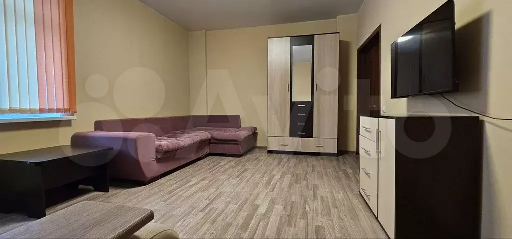 2-к. квартира, 62 м, 1/3 эт. - Фото 1