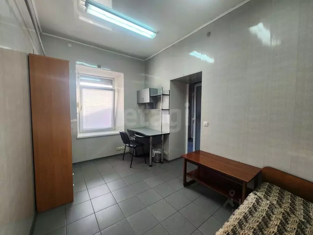 Офис в Крым, Симферополь ул. Караимская (38 м) - Фото 1