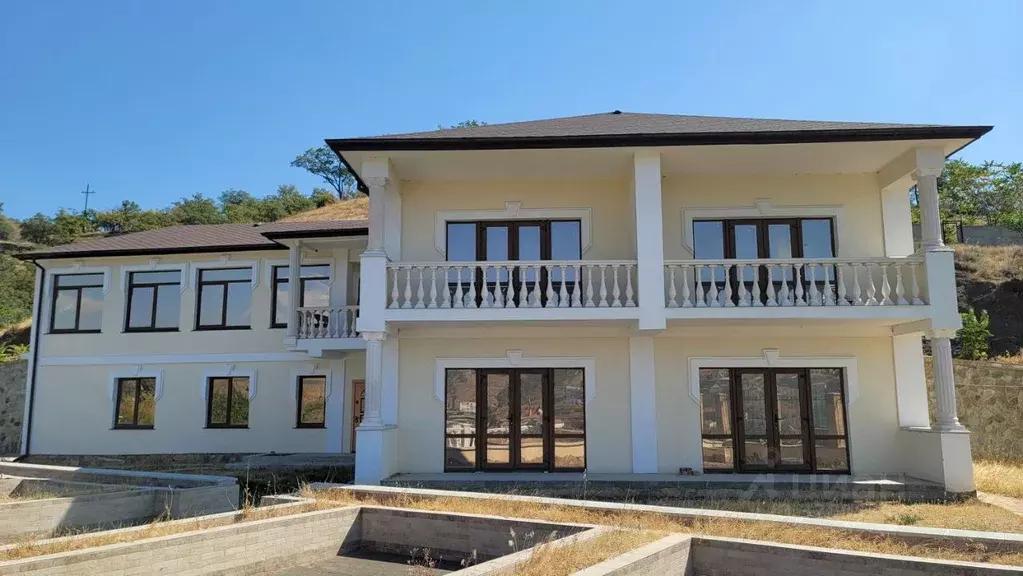 Дом в Крым, Алушта муниципальный округ, с. Малореченское ул. ... - Фото 1