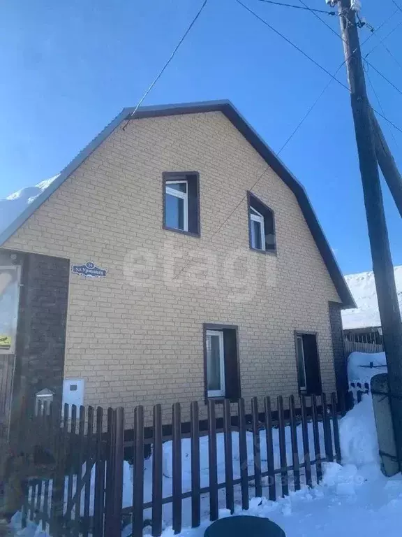 Дом в Свердловская область, Карпинск ул. Урицкого, 24 (140 м) - Фото 1