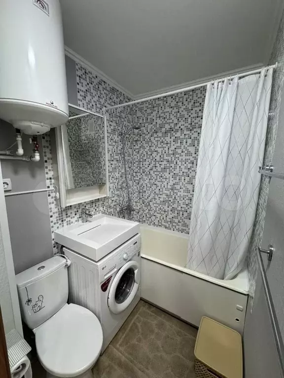 1-к. квартира, 30,6 м, 5/5 эт. - Фото 0