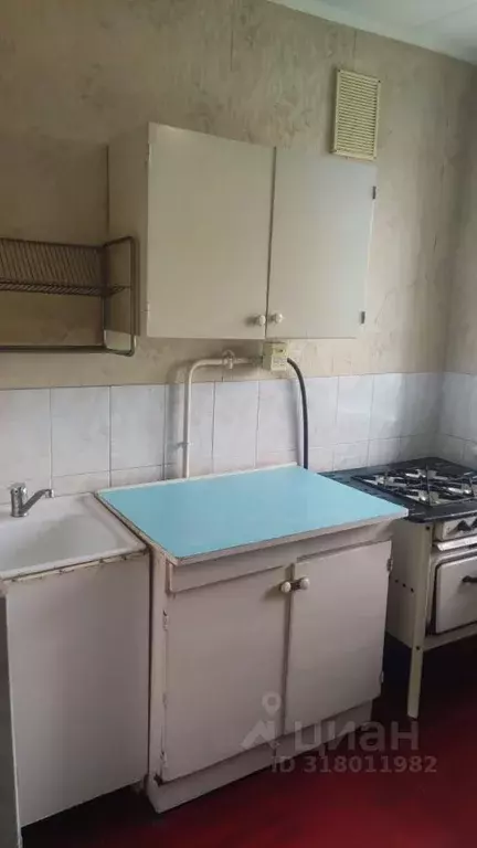 1-к кв. Омская область, Омск наб. Иртышская, 23 (33.0 м) - Фото 0