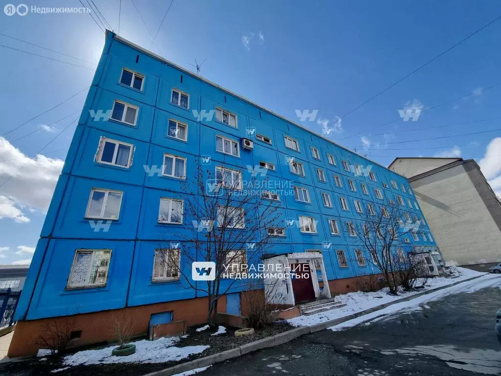 3-комнатная квартира: Южно-Сахалинск, улица М.А. Пуркаева, 106 (66 м) - Фото 0