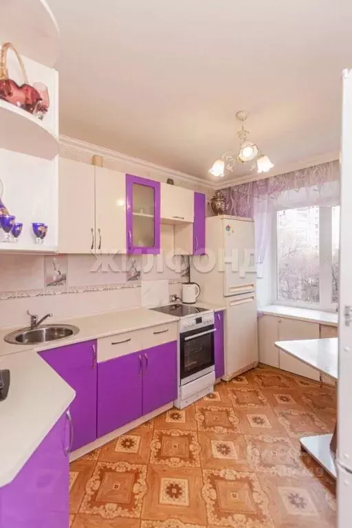 2-к кв. Томская область, Северск Лесная ул., 11Б (55.7 м) - Фото 2