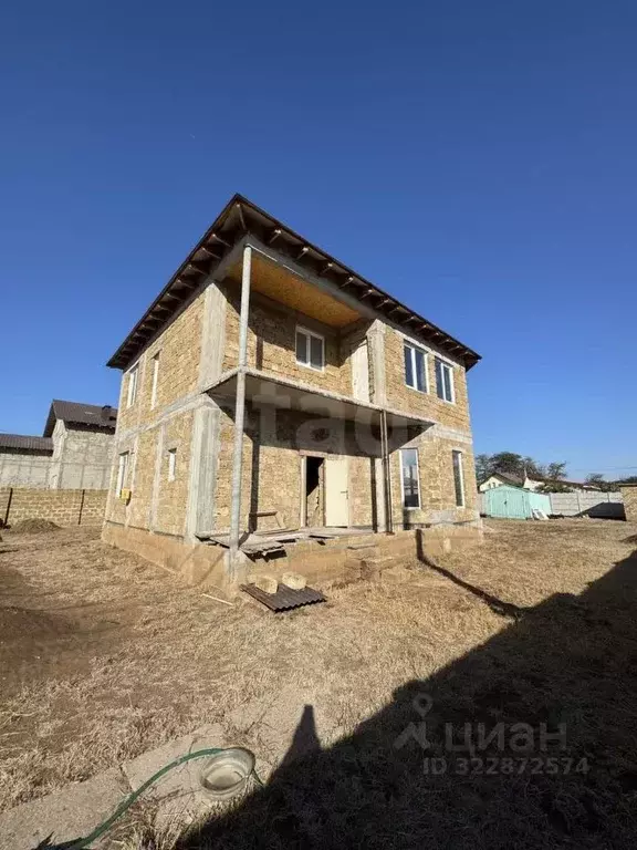 Дом в Крым, Сакский район, с. Орехово ул. 9 Мая (191 м) - Фото 1