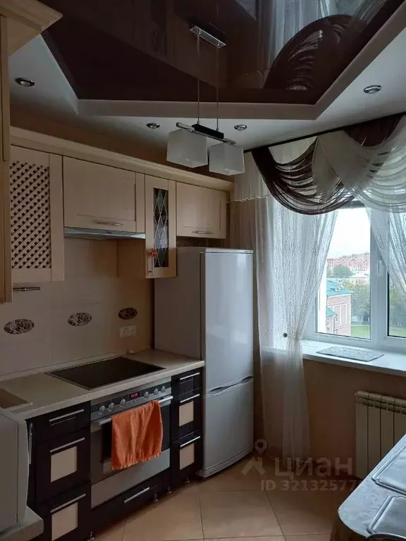 2-к кв. Ульяновская область, Ульяновск ул. Робеспьера, 101 (54.0 м) - Фото 1