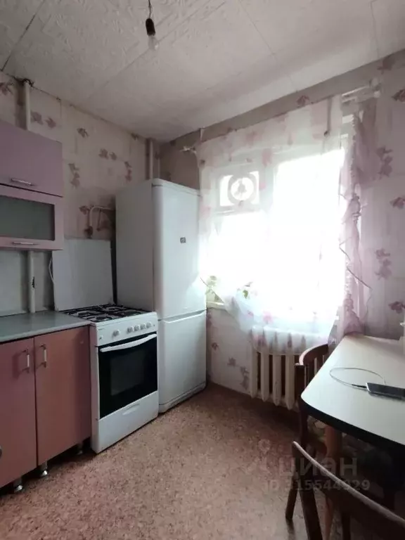 2-к кв. Кировская область, Киров Коминтерновский мкр, ул. Павла ... - Фото 0