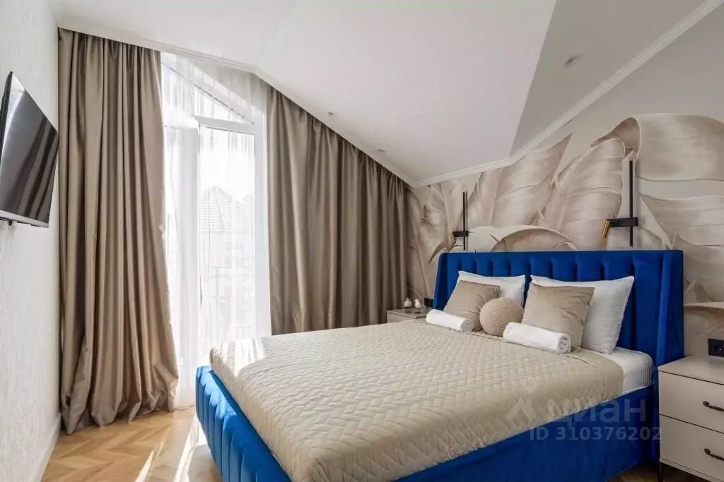 3-к кв. Краснодарский край, Геленджик Крымская ул., 22к9 (64.0 м) - Фото 1