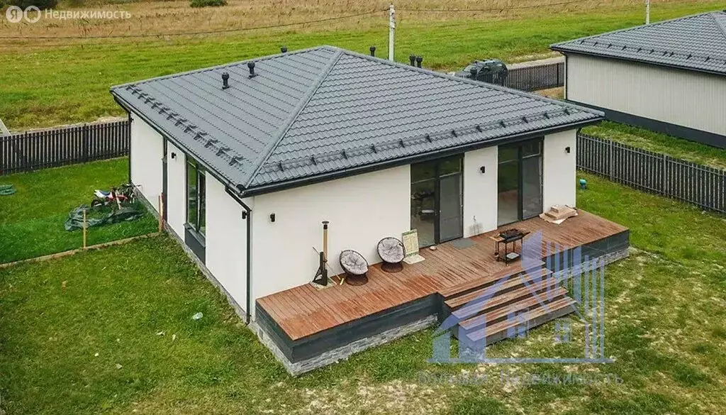 Дом в Пениковское сельское поселение, КП Кузнечики клуб (135 м) - Фото 1