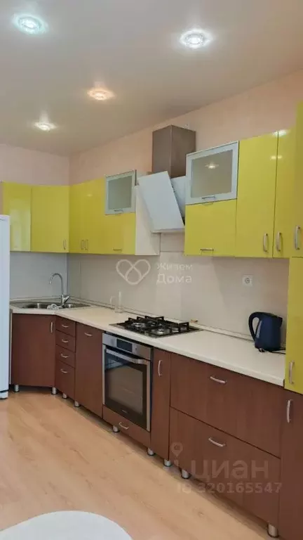 2-к кв. Волгоградская область, Волгоград Шекснинская ул., 81А (63.5 м) - Фото 0