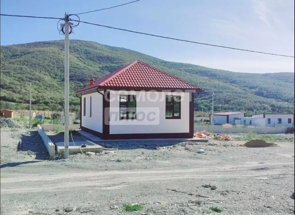 Дом в Краснодарский край, Геленджик городской округ, с. Кабардинка ул. ... - Фото 1