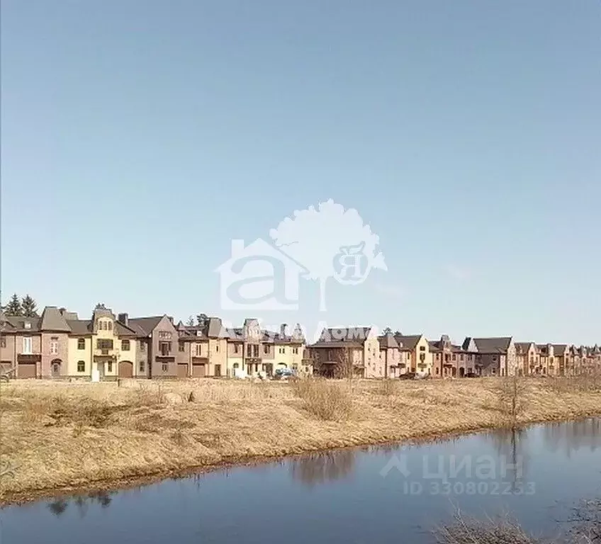 Таунхаус в Ленинградская область, Шлиссельбург Кировский район, ул. ... - Фото 1