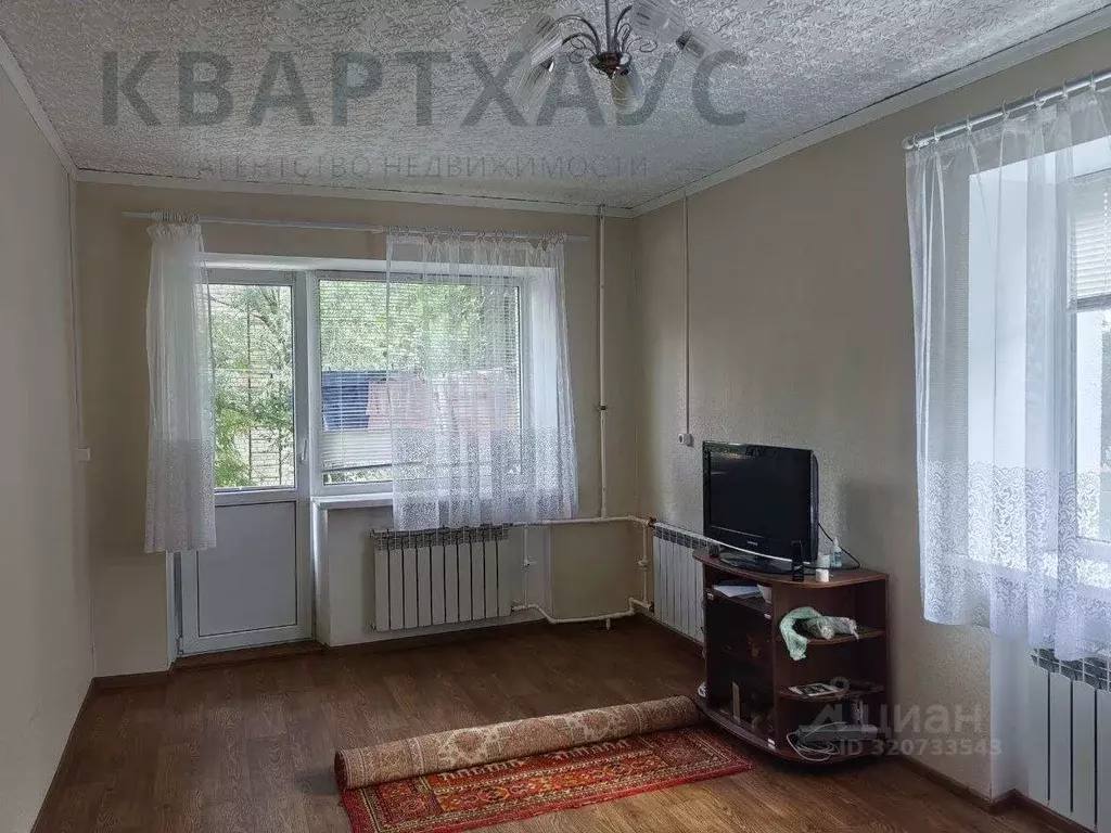 1-к кв. Волгоградская область, Волгоград ул. Губкина, 15А (32.4 м) - Фото 1