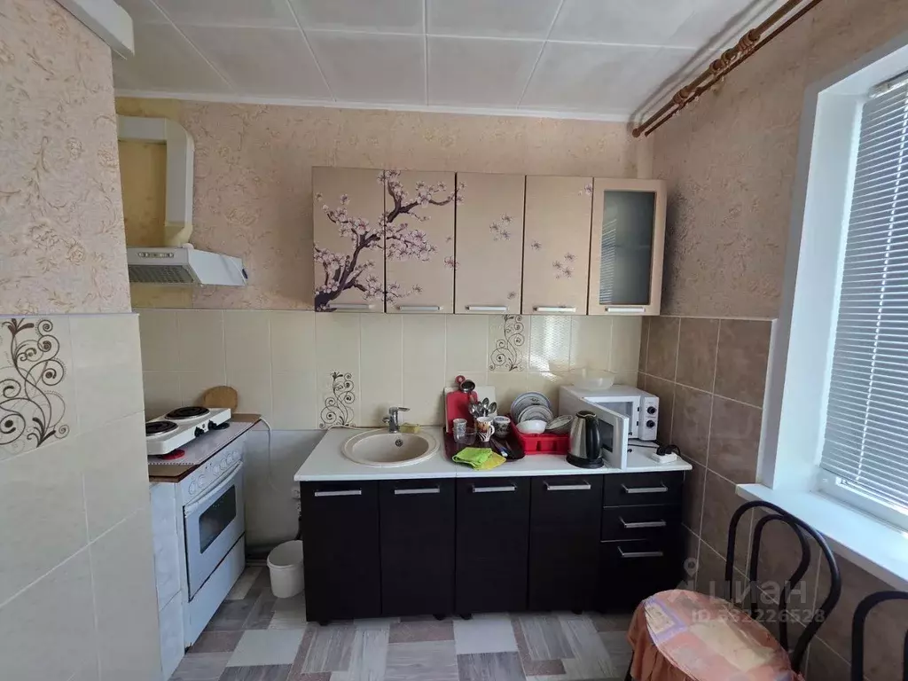 1-к кв. Крым, Щелкино Ленинский район, 42А (34.0 м) - Фото 1