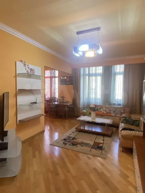 4-к. квартира, 102 м, 4/5 эт. - Фото 0