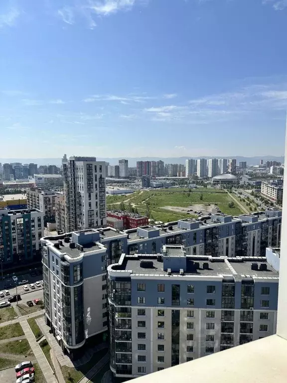 2-к кв. Красноярский край, Красноярск ул. Авиаторов, 45 (67.0 м) - Фото 1