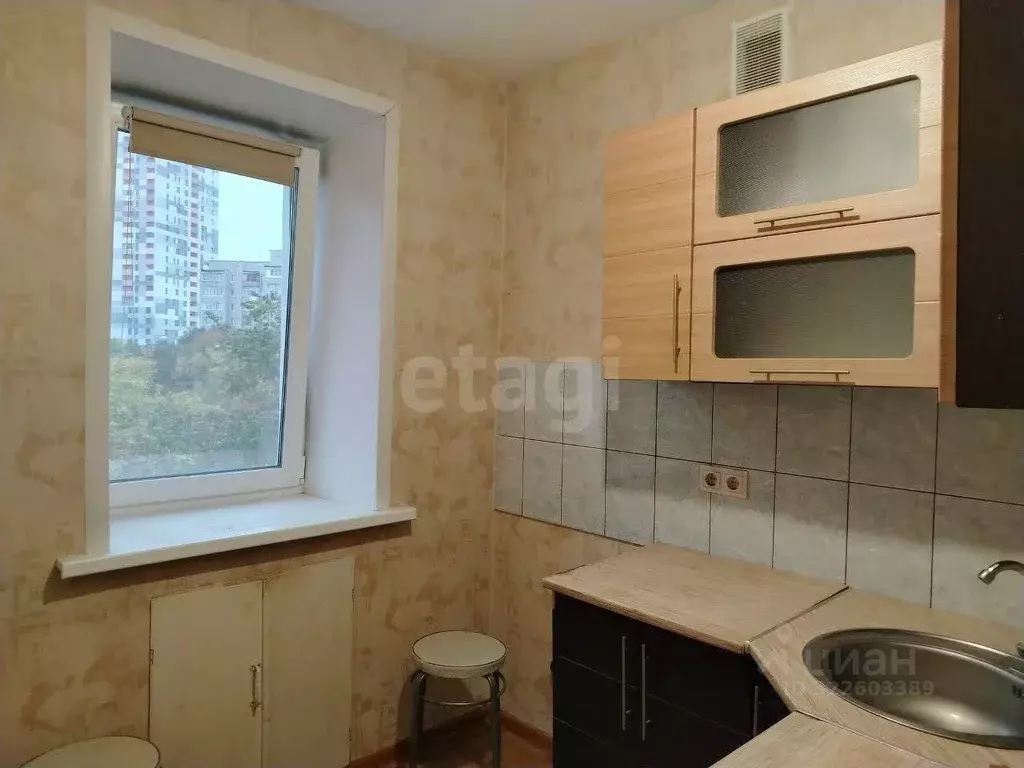 1-к кв. Тюменская область, Тюмень ул. Ватутина, 12 (29.2 м) - Фото 0