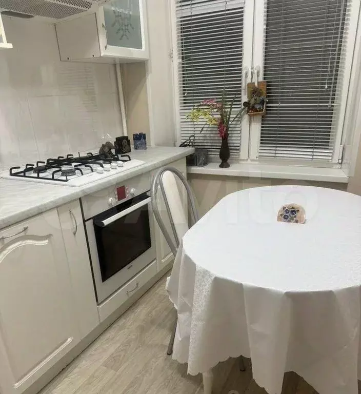 1-к. квартира, 32 м, 7/9 эт. - Фото 0